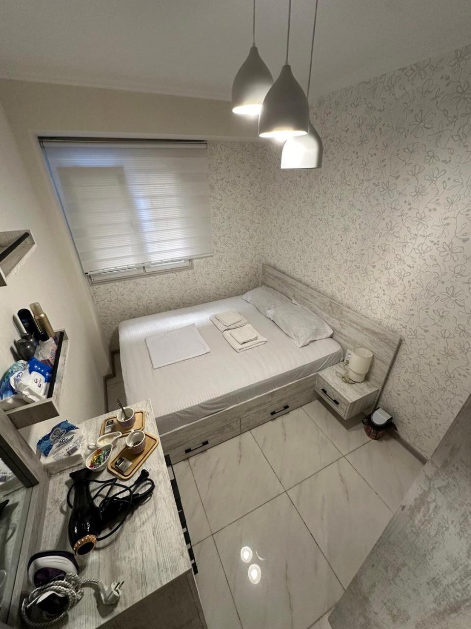 Elegant Escape In City Center Erevan Exterior foto